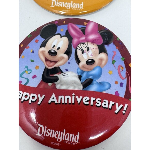 Disneyland WDW Parks Mixed Pinback Button Pin Modern & Vintage Pins Lot of 34 - Picture 7 of 11